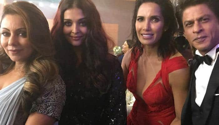 Aishwarya Rai Bachchan, Shah Rukh Khan, Gauri Khan and Padma Lakshmi get together for a special photo