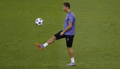 Cristiano Ronaldo's slow start sparks Ballon d'Or race