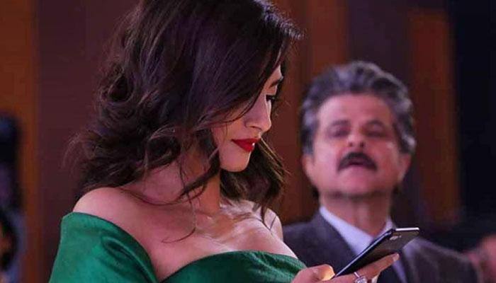'Overprotective' Anil Kapoor checks Sonam's phone, rumoured boyfriend Anand Ahuja gives epic reply