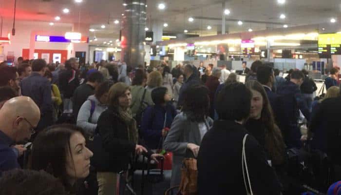 Chaos at airports worldwide as check-in systems crash