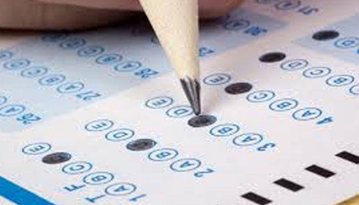 Boy writes about &#039;sexual encounters&#039; with Bollywood actresses in exam, gets pass marks