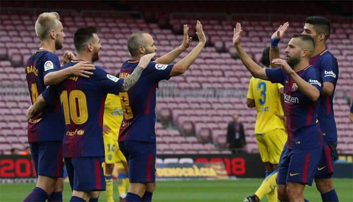 Barcelona beat Las Palmas behind closed doors amid Catalonia clashes