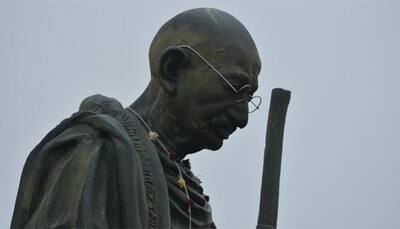 Ajay Devgn to Juhi Chawla: B-Towners extend Gandhi Jayanti wishes on Twitter
