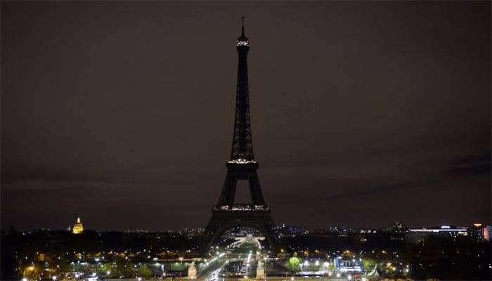 Eiffel Tower goes dark for Las Vegas, Marseille victims