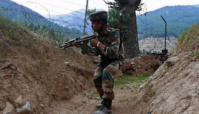 Pak targets BSF posts in Poonch again