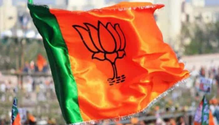 Gujarat polls: BJP slams Congress for doubting Election Commission