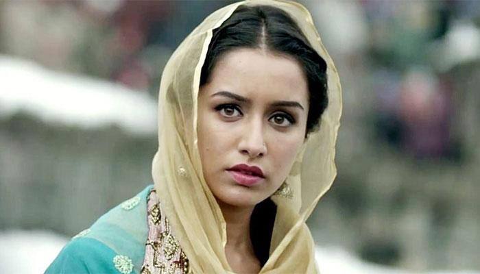 Shraddha Kapoor trolled for supporting a cracker free diwali — Watch video