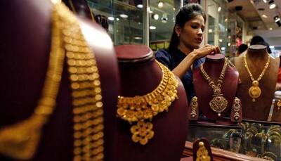 Gold price remains range-bound ahead of Dhanteras 