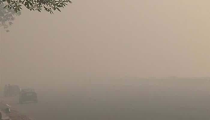 A day after Diwali, fog engulfs Delhi, visibility drops