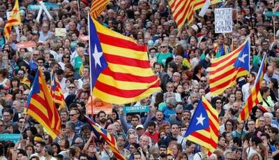 Spain urges Catalonia secessionists to obey Madrid