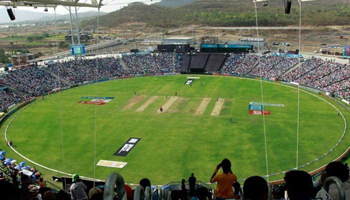 &#039;Pitch for sale&#039; controversy rocks India-New Zealand series