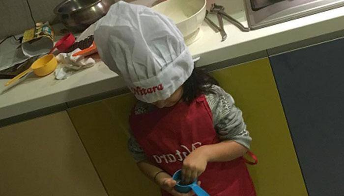 Twinkle Khanna&#039;s little chef Nitara is endearing-  See pic