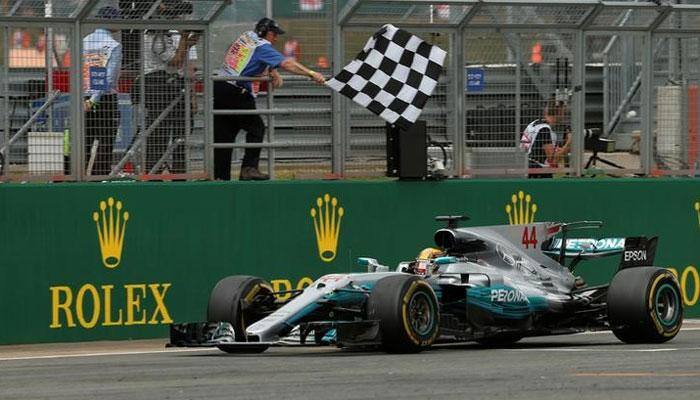 Lewis Hamilton open to having Daniel Ricciardo as a teammate
