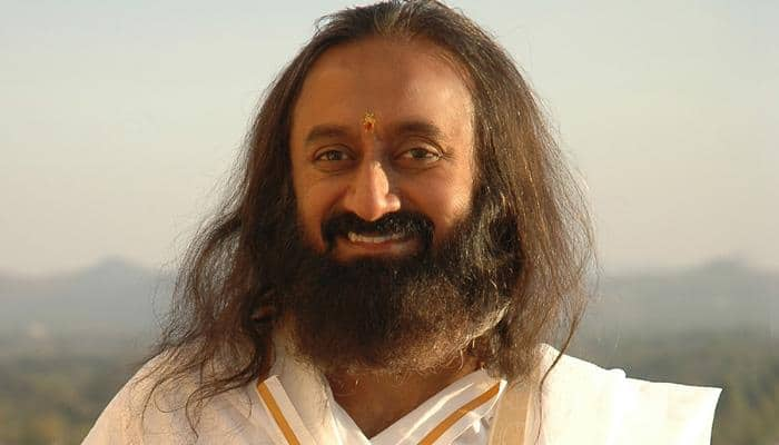 Babri Masjid case: Sri Sri admits to playing peacemaker, calls on &#039;brotherhood&#039; of Hindu-Muslim