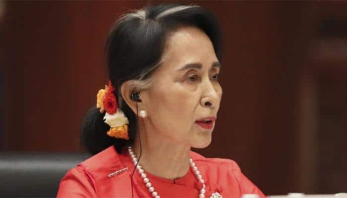 Suu Kyi visits Myanmar&#039;s troubled Rakhine state 
