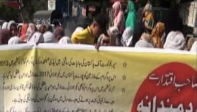 Anti-Pakistan protest held in Muzaffarabad by govt employees 