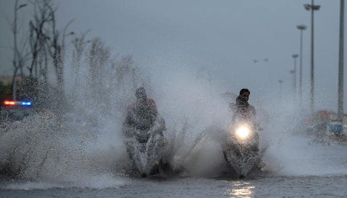 Chennai rain: Light showers expected; Schools remain shut in Kanchipuram and Thiruvallur on Monday