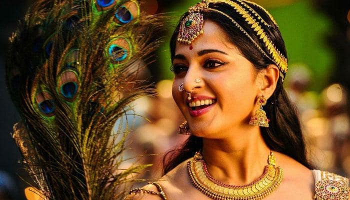 Happy birthday Devasena aka Anushka Shetty!