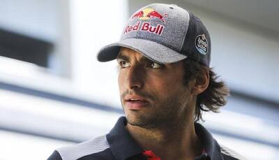 F1 driver Carlos Sainz tunes out talk of Red Bull move