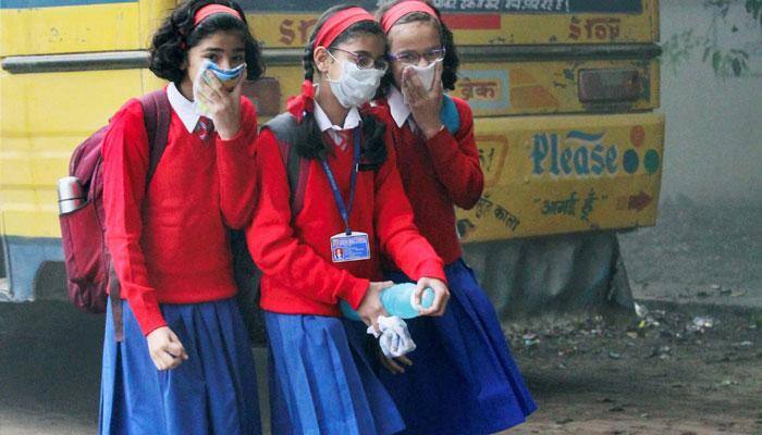 Delhi smog shortening lives, say doctors as hospitals see huge spike in patients with respiratory problems