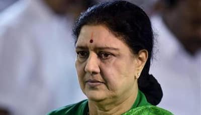 Unaccounted income of over Rs 1400 crore unearthed during raids on Sasikala's kin 