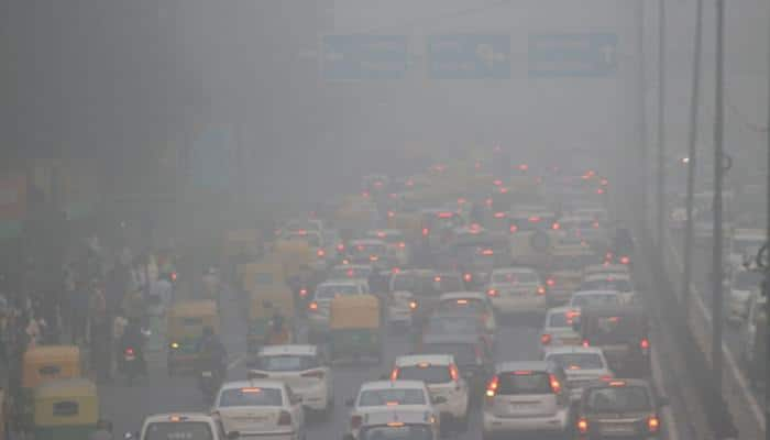 Direct neighbouring states to implement odd-even, Delhi govt urges NGT