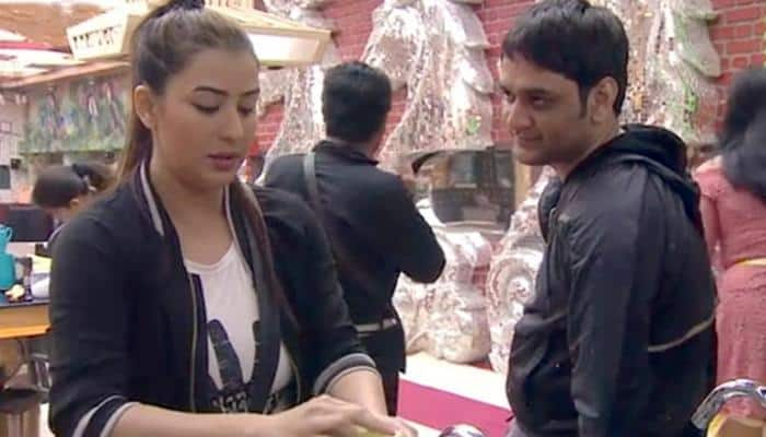 Bigg Boss 11, Day 44 written updates: Vikas Gupta saves Shilpa Shinde; Hina Khan nominated 