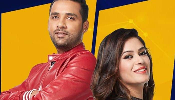 Bigg Boss 11: Puneesh Sharma and Bandgi Kalra sneak into the bathroom