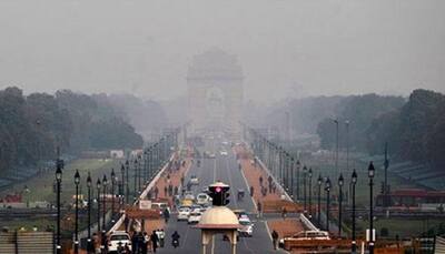 Air quality improves slightly from 'severe' to 'very poor' in Delhi