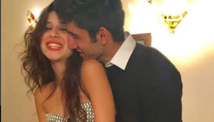 Bigg Boss 11: Benafsha Soonawalla&#039;s boyfriend Varun Sood wants her out from the show?