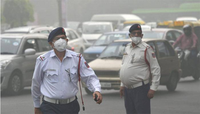 Delhi's air quality deteriorates, becomes 'very poor' 