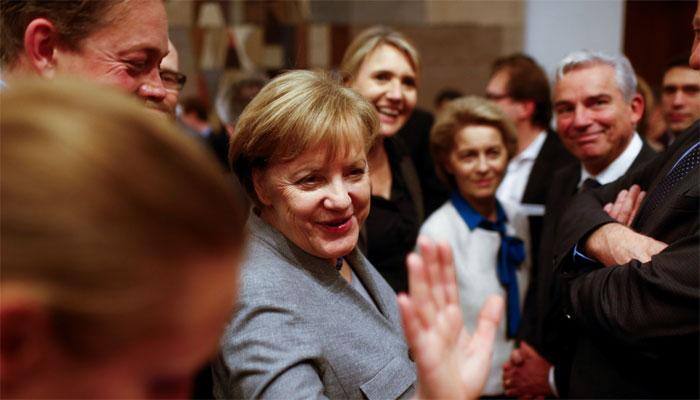 Merkel battles turmoil as German coalition talks collapse