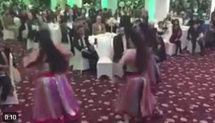 Mujra in London: How Pakistan tried to raise money for the &#039;Kashmir cause&#039; - Watch