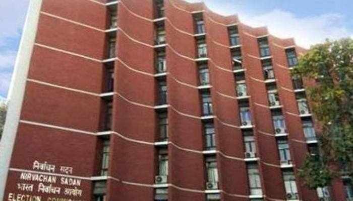 Madras HC directs EC to conduct RK Nagar bypoll by Dec 31
