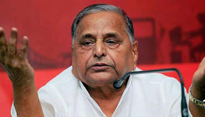 Book Mulayam for police firing on Ayodhya &#039;karsewaks&#039; in 1990: VHP