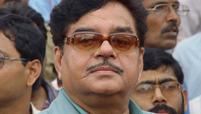 After Congress, sidelined BJP MP Shatrughan invokes 'chaiwala' jibe 