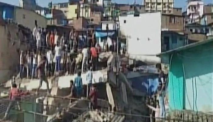 Three-storey building collapses in Maharashtra&#039;s Bhiwandi; at least 1 dead