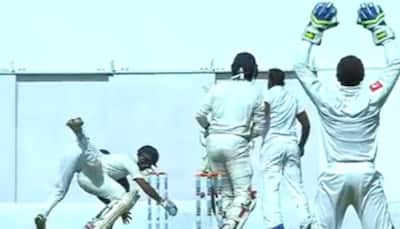 India vs Sri Lanka, 2nd Test: Murali Vijay, Cheteshwar Pujara survive one-ball chaos — Watch
