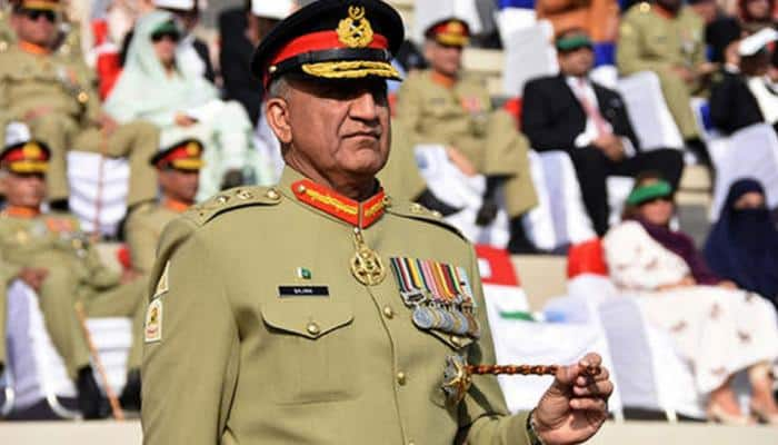 Pakistan Army Chief suggests PM to handle Islamabad sit-in &#039;peacefully&#039;