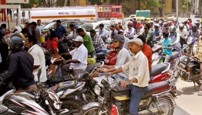 Traffic jams due to poll preparations bring Lucknow to a halt 