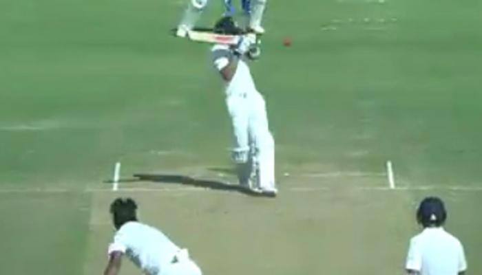 India vs Sri Lanka, 2nd Test: Virat Kohli hits boundary with bat handle — Watch