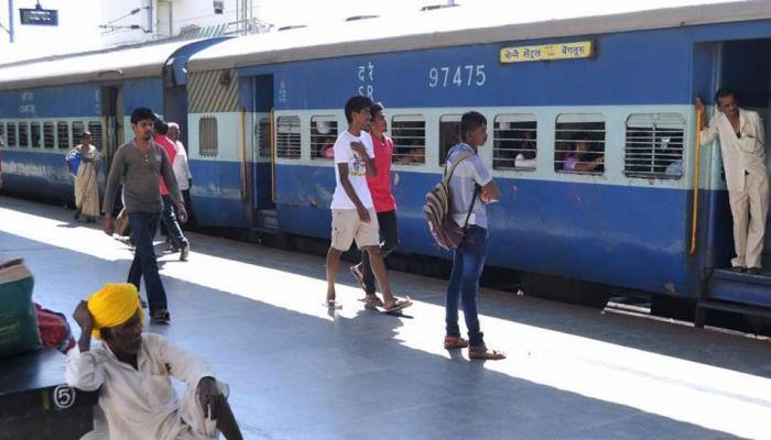 Woman vendor raped on moving train in MP