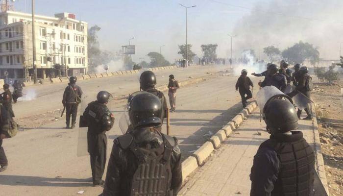 Post Islamabad clashes, Pakistani law minister Zahid Hamid apologises to protesters