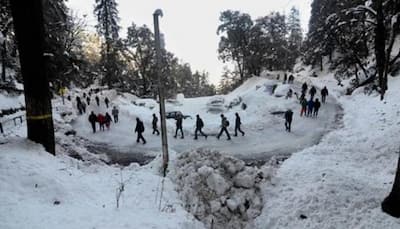 Himachal Pradesh witnesses chilly-sunny day, Shimla freezes at 6.9 degrees Celsius