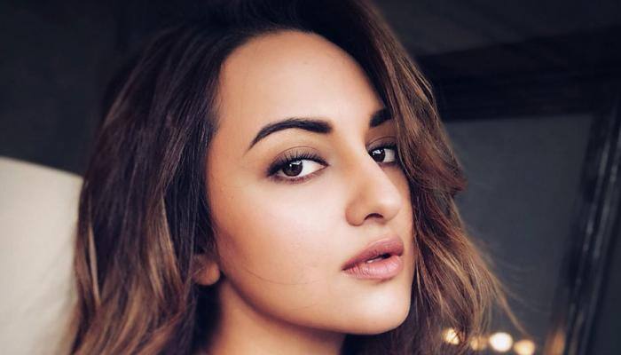 Sonakshi Sinha looks ravishingly beautiful in this new photo