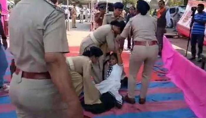 Martyred BSF jawan's daughter dragged out of Gujarat CM Vijay Rupani's rally; Rahul Gandhi says 'humanity shamed'
