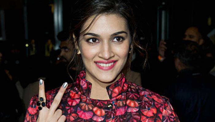 Here&#039;s how &#039;foodie&#039; Kriti Sanon keeps fit