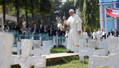 Pope Francis ends Asia tour after meeting Rohingya