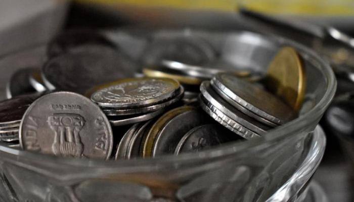 Doctors in Maharashtra remove 72 coins from man&#039;s stomach