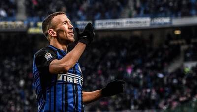 Serie A: Ivan Perisic hat-trick against Chievo Verona sends Inter Milan top of the table